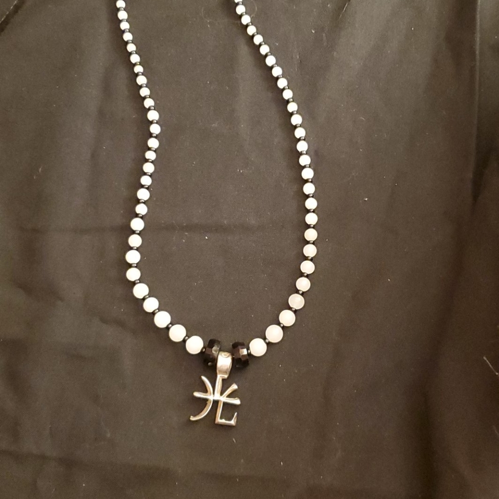 Silver oriental